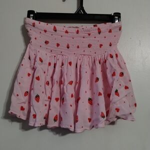 Chic Pink Strawberry Mini Skirt
